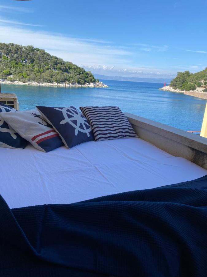 Accommodation Triton Lastovo Eksteriør bilde